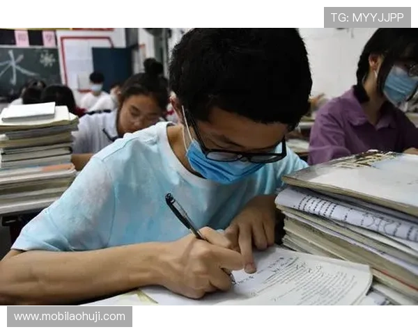 吃角子老虎机的心理战术分析，掌握心理技巧赢得更多胜利